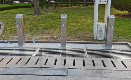 掃碼沖腳機(jī) 海灘淋浴機(jī)