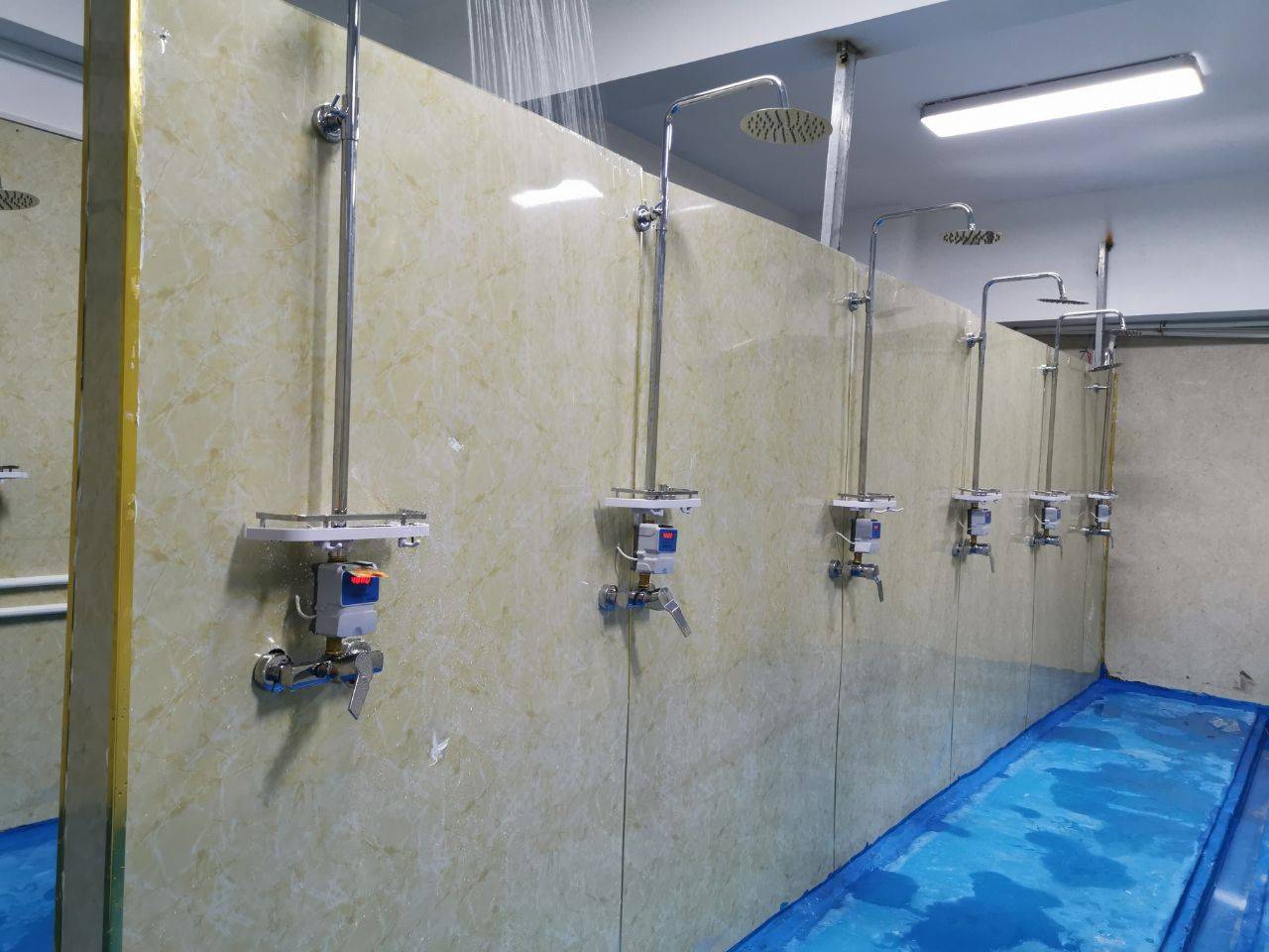 1748257527896260.jpeg 學校淋浴水控機